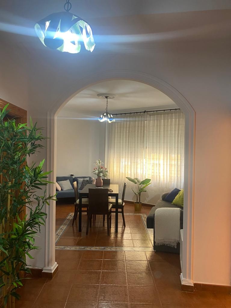 Casa Adosada de 12 Dormitorios y 5 Baños en venta en Almería