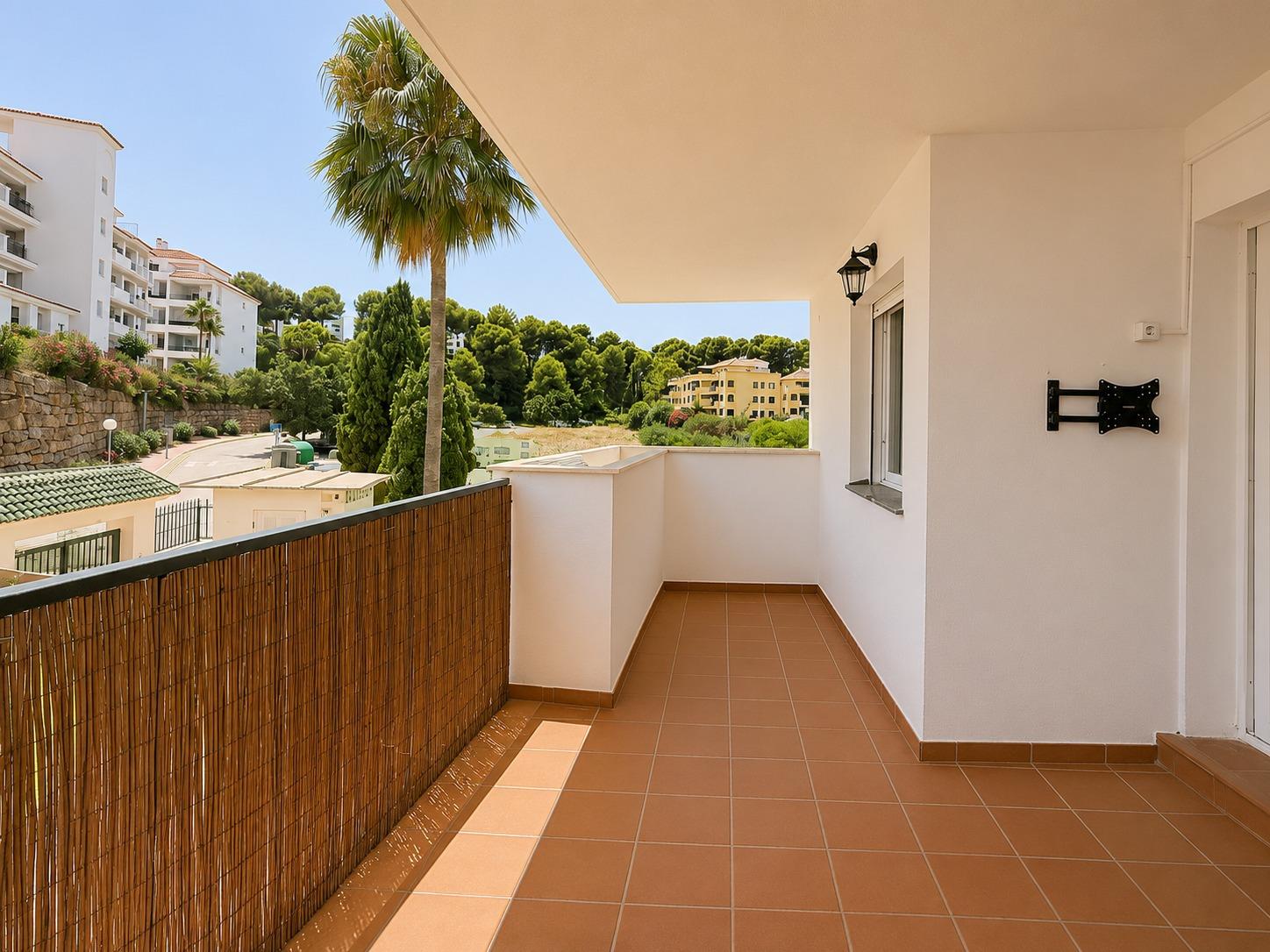 3 Bed, 2 Bath - Apartment for Sale in Riviera del Sol, Mijas
