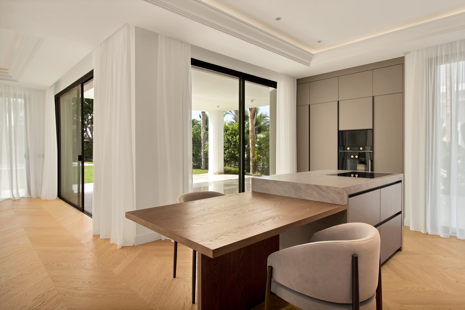 Casa de 6 Dormitorios en venta en Marbella