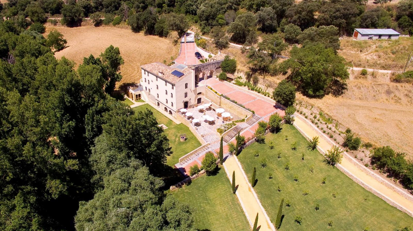 Finca de 6 Dormitorios y 6 Baños en venta en Setenil de las Bodegas