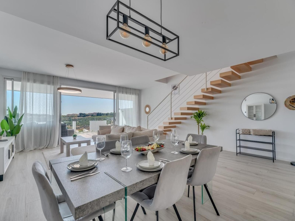 3 Bed - Townhouse for Rent in Cancelada, Estepona