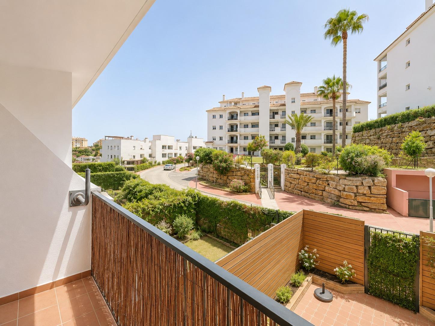 3 Bed, 2 Bath - Apartment for Sale in Riviera del Sol, Mijas
