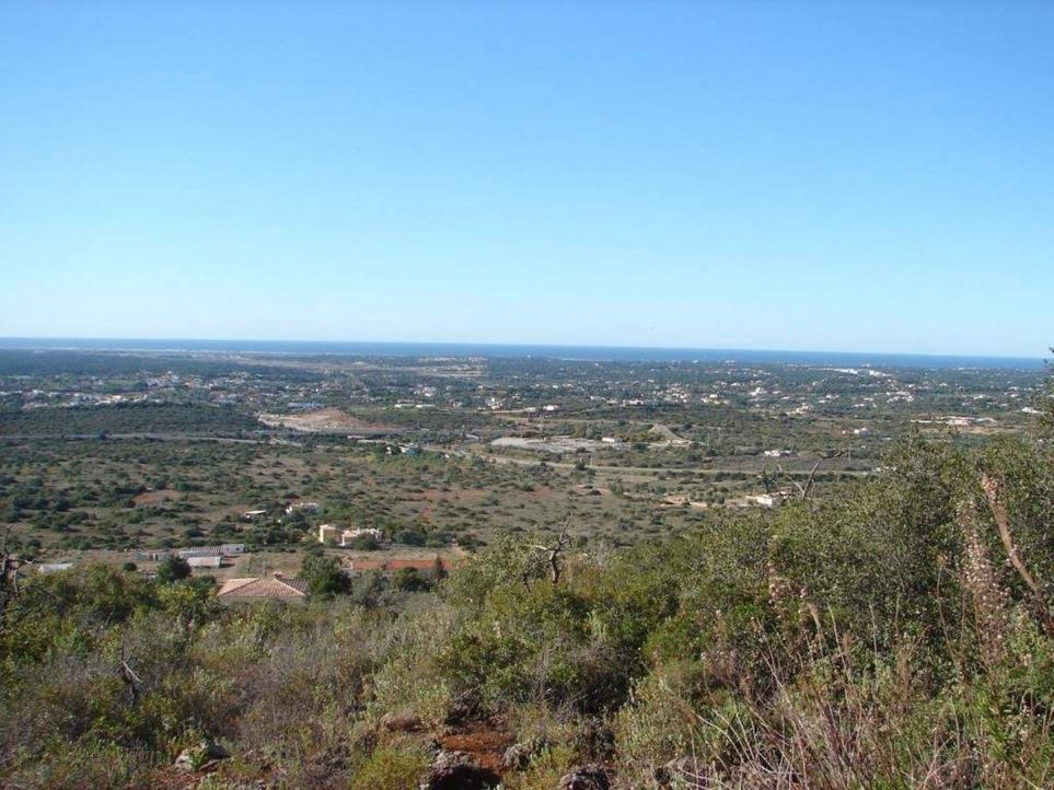 6 спални - Вила за продажба в Santa Bárbara de Nexe, Faro