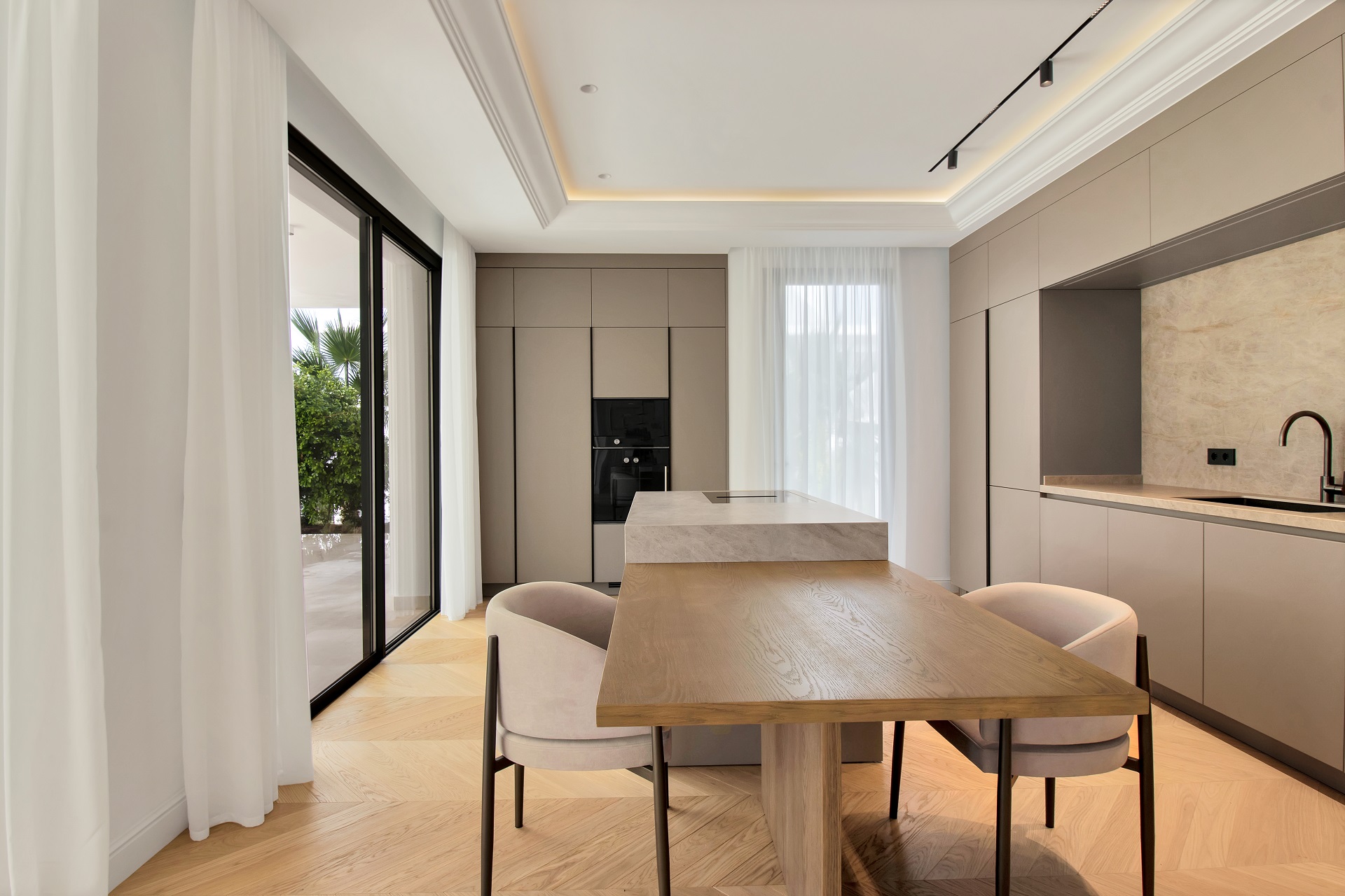 Casa de 6 Dormitorios en venta en Marbella