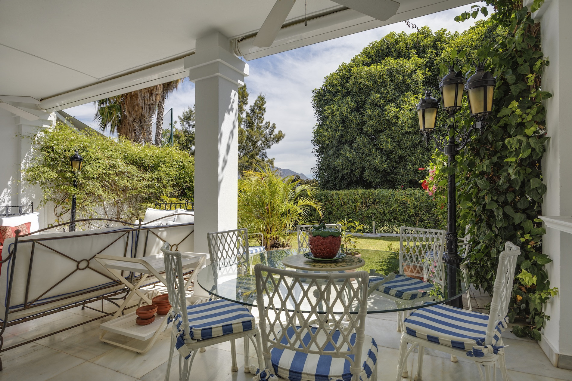 5 Bed - Townhouse for Sale in New Golden Mile, Estepona