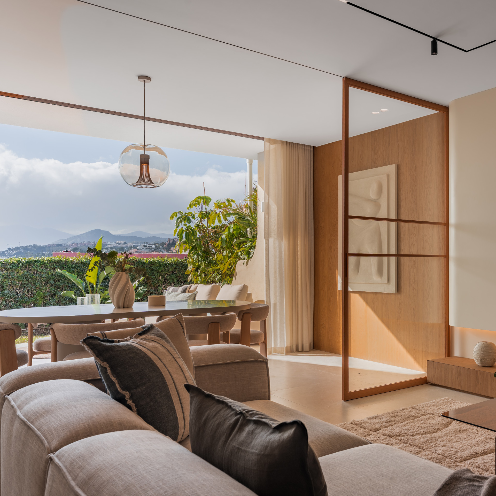 4 Bed, 3 Bath - Townhouse for Sale in Nueva Andalucia, Marbella
