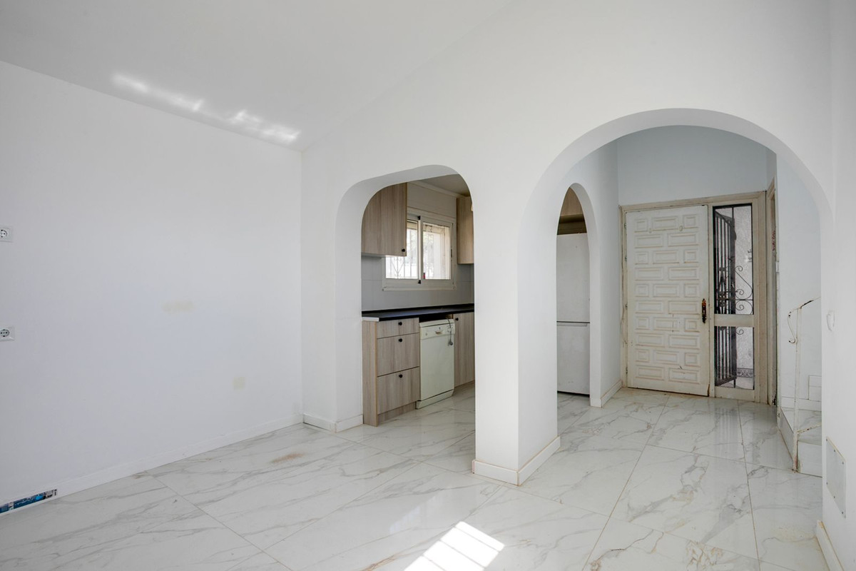 3 спални - Вила за продажба в Estepona