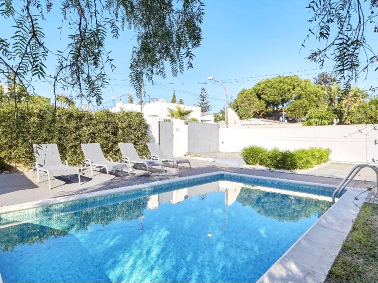 3 Bed - Townhouse Holiday Rental in Marbella Centre