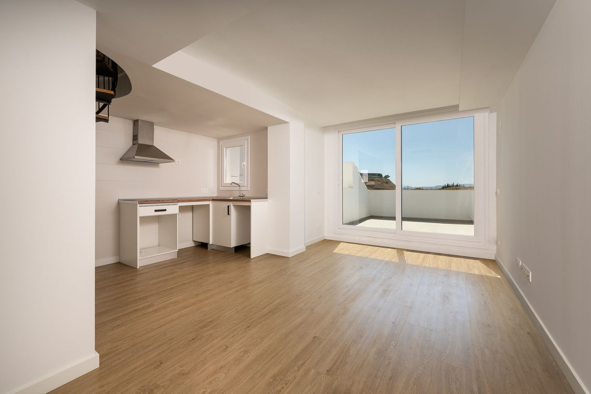 3 Bed - Penthouse for Sale in Torreblanca del Sol, Fuengirola