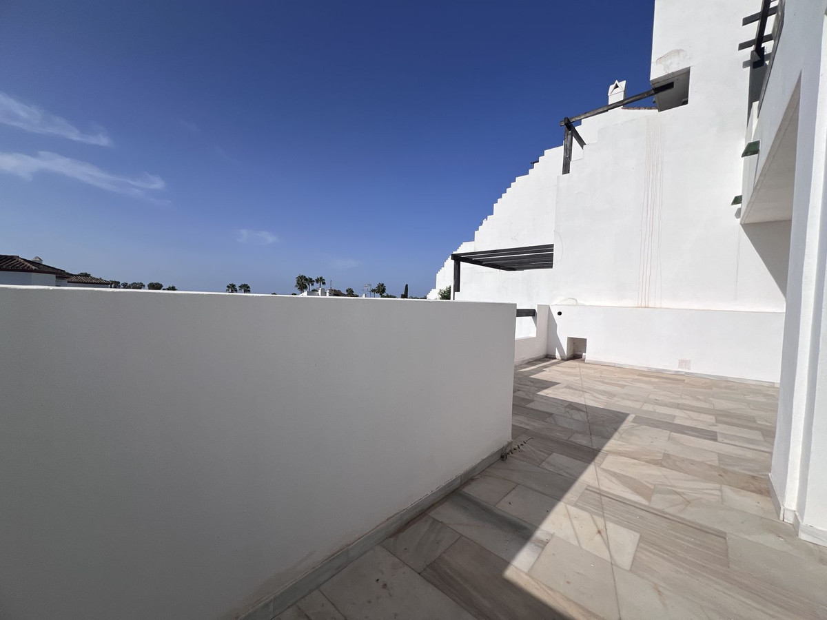 2 Bed - Apartment for Sale in Estepona