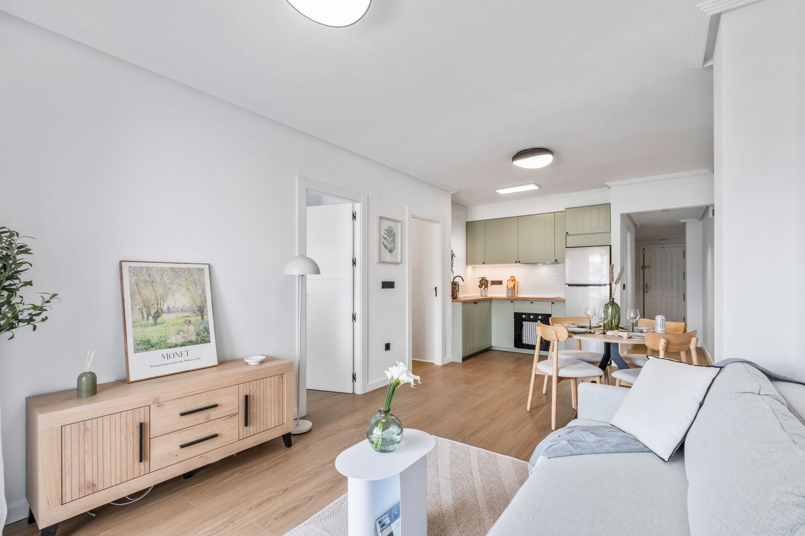2 спални, 1 баня - Апартамент за продажба в Orihuela Costa