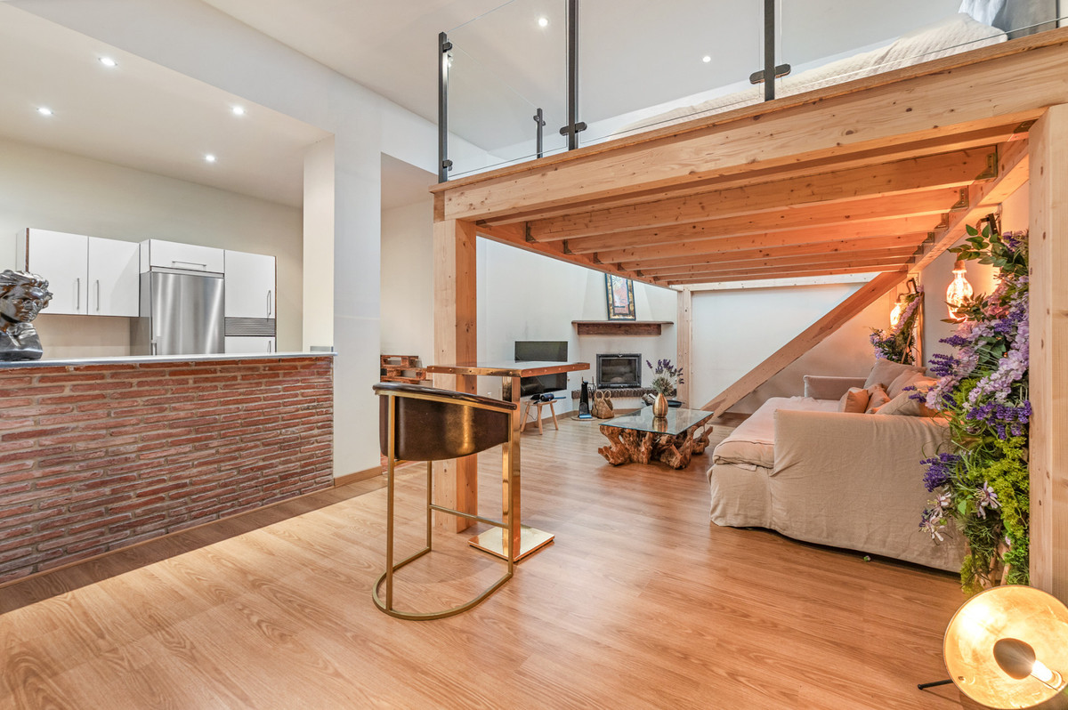 Casa Adosada de 3 Dormitorios en venta en Nueva Andalucía, Marbella