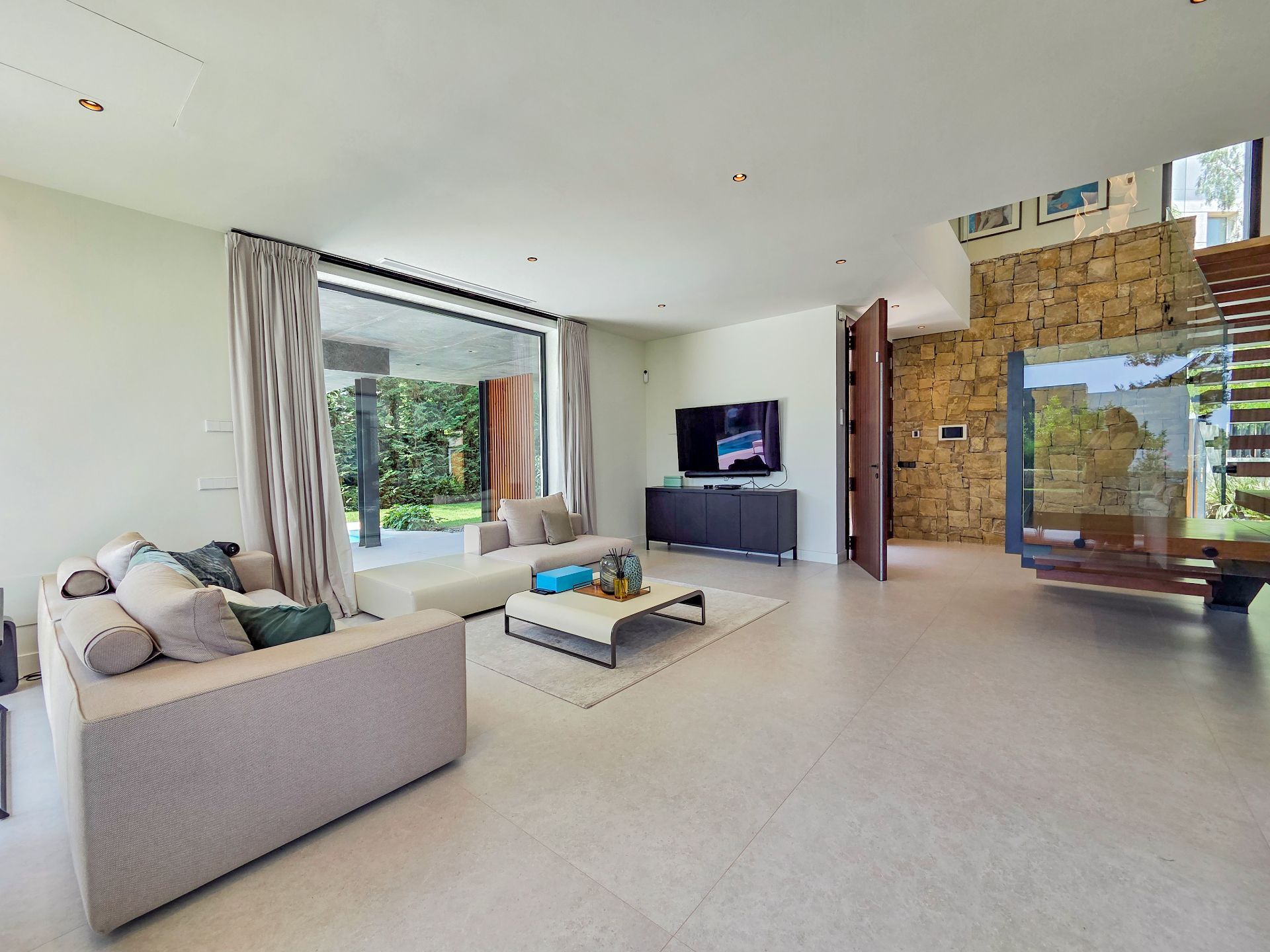 5 спални, 5 бани - Вила за продажба в Marbella Golden Mile