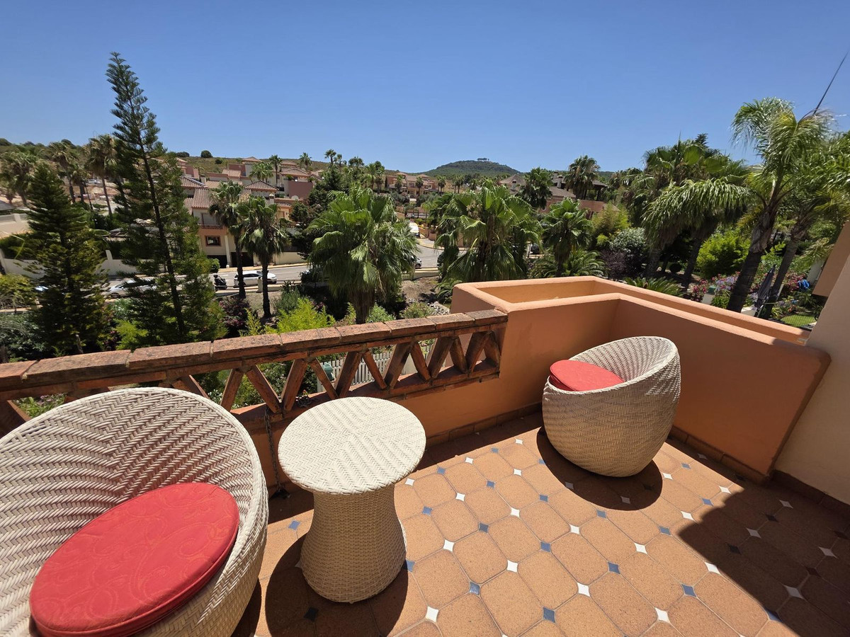 Casa Adosada de 5 Dormitorios y 4 Baños en venta en Coin