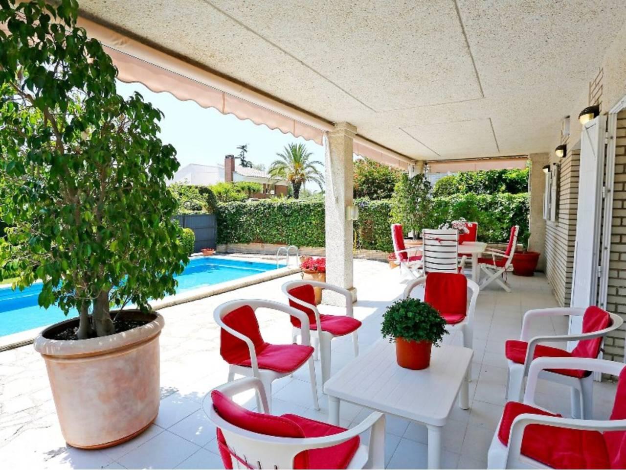 4 спални - Редова къща Ваканционен наем в Cambrils
