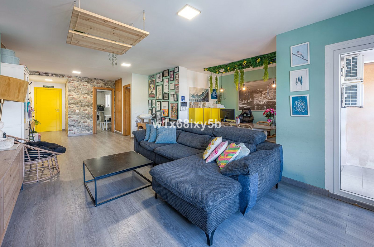 Piso de 3 Dormitorios en venta en Nueva Andalucía, Marbella