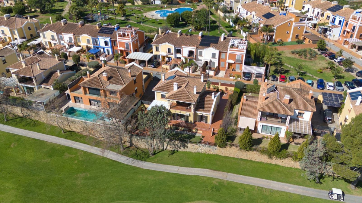 5 кровать Вилла для продажи в Guadalmina Alta, San Pedro de Alcántara