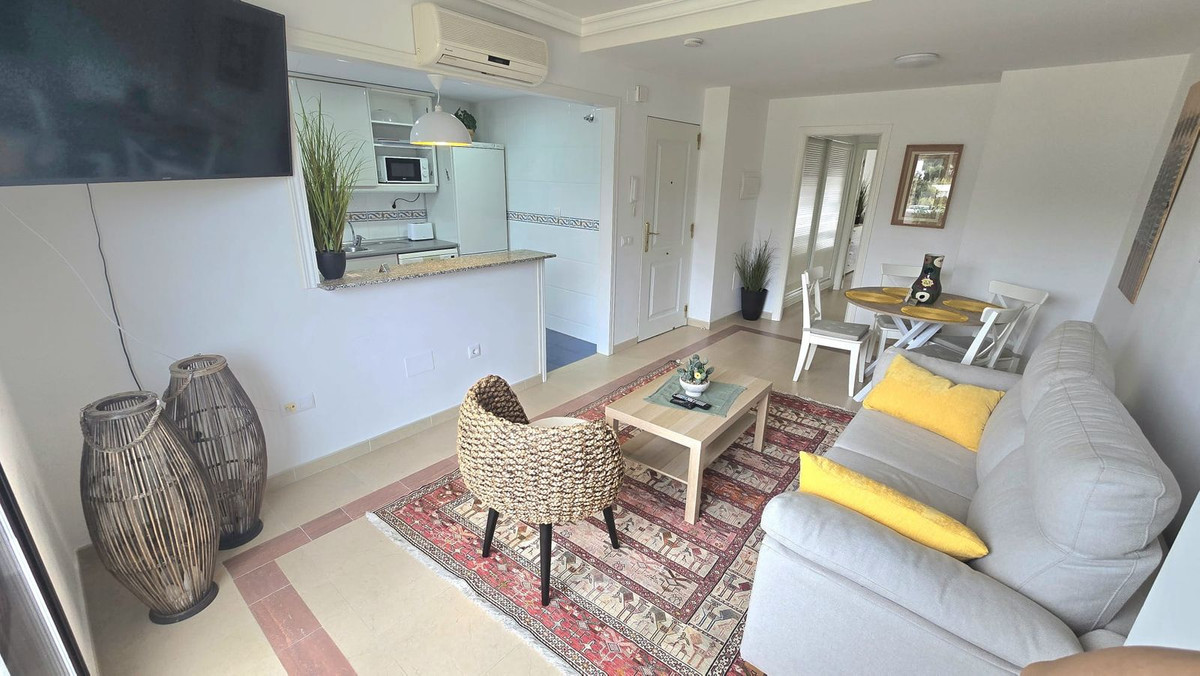 Piso de 1 Dormitorio y 1 Baño en alquiler en Nueva Andalucía, Marbella