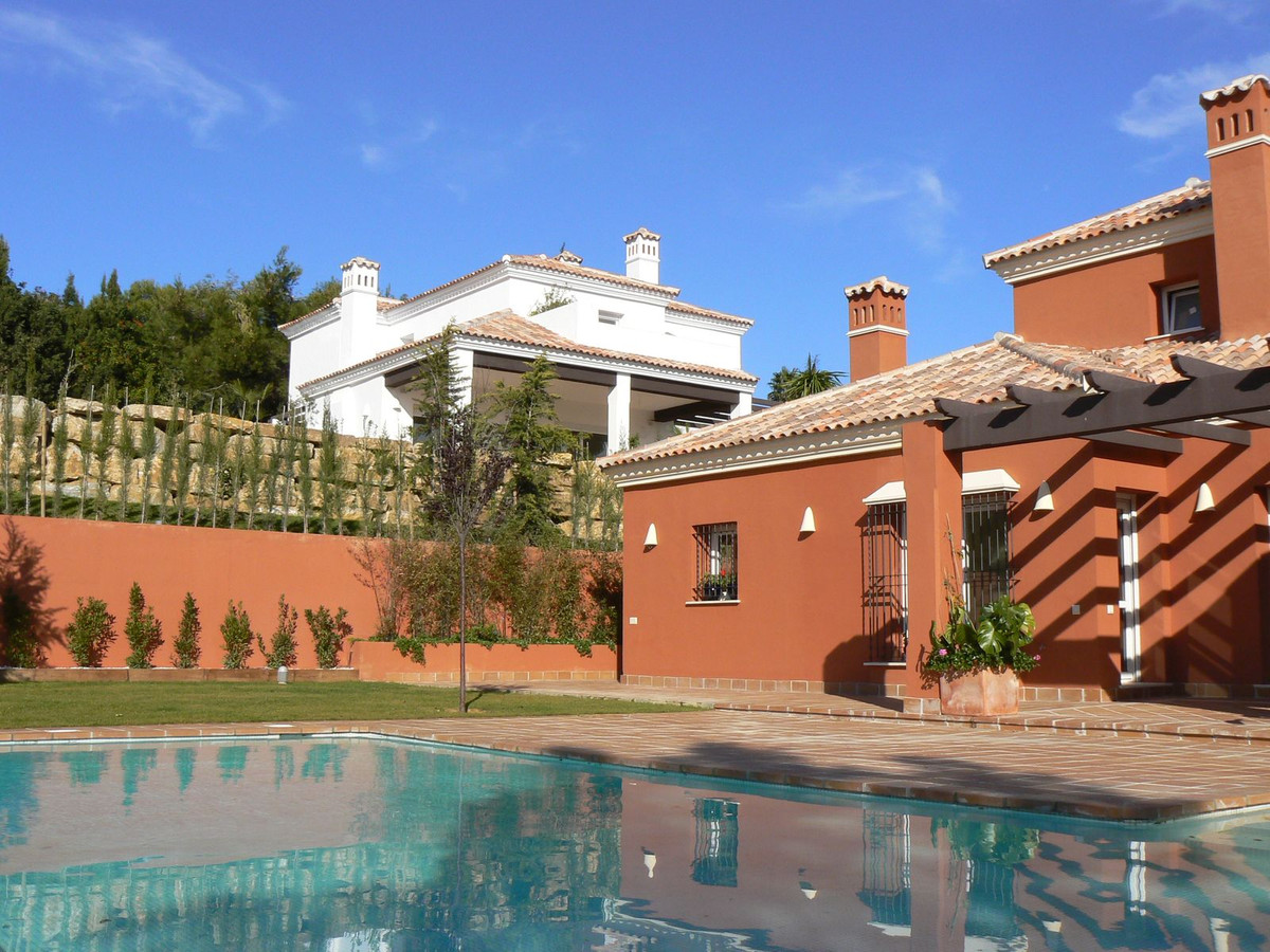 Casa de 4 Dormitorios y 4 Baños en venta en Sotogrande Alto