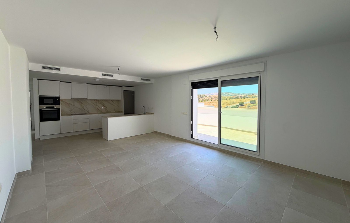 Ático de 2 Dormitorios y 2 Baños en venta en La Cala de Mijas