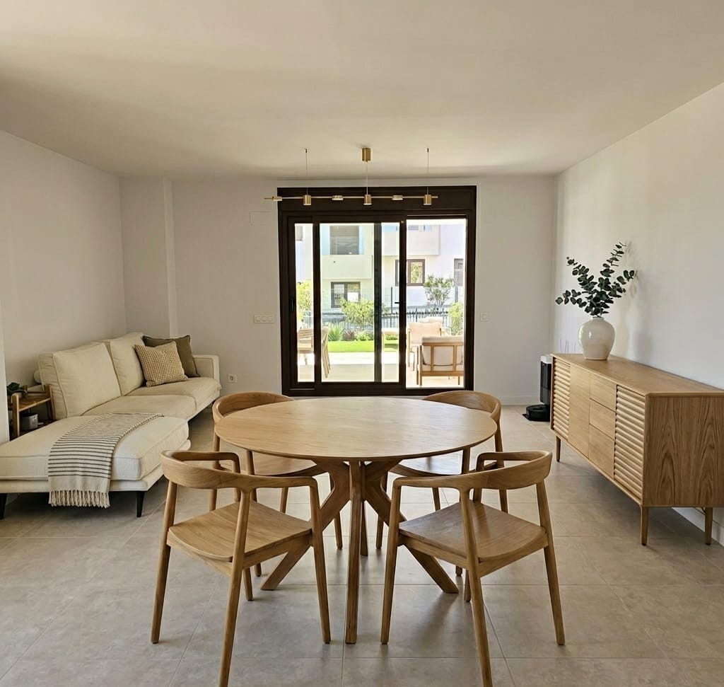 Piso de 3 Dormitorios en venta en Estepona