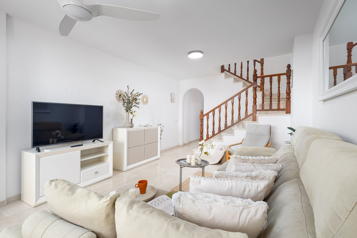 Ático de 2 Dormitorios y 1 Baño en venta en Fuengirola