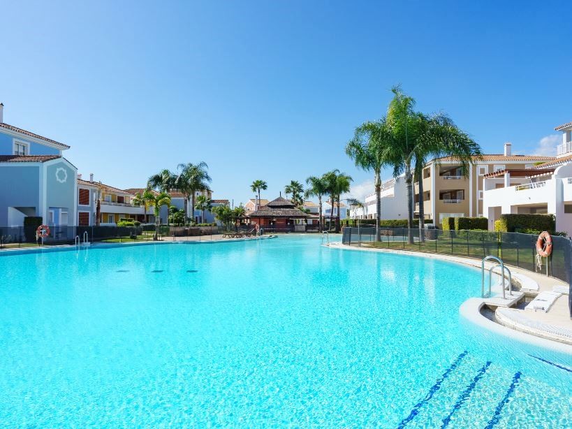 3 спални, 3 бани - Апартамент Ваканционен наем в La Alqueria, Estepona