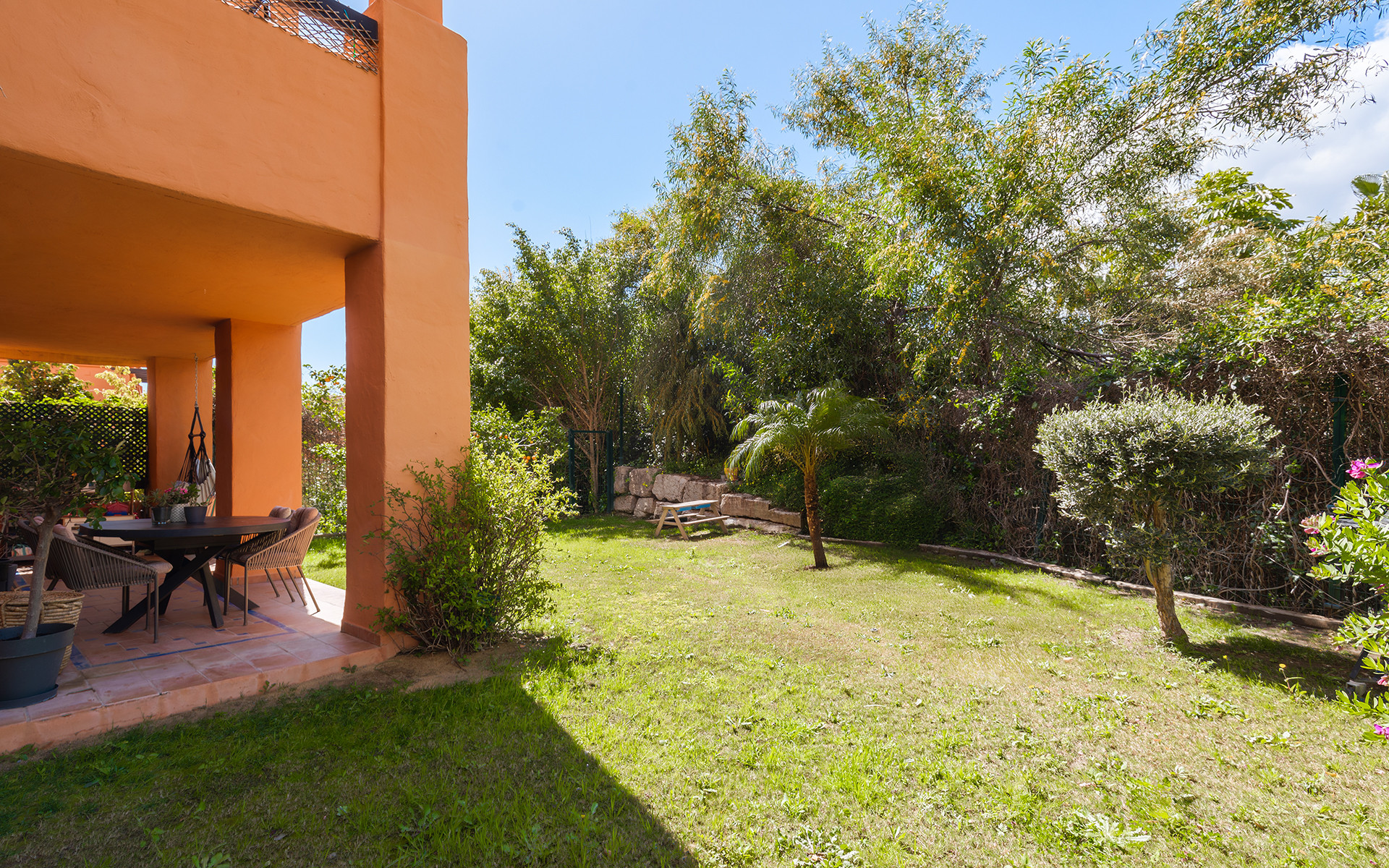 3 Bed, 2 Bath - Apartment for Sale in Atalaya, Estepona