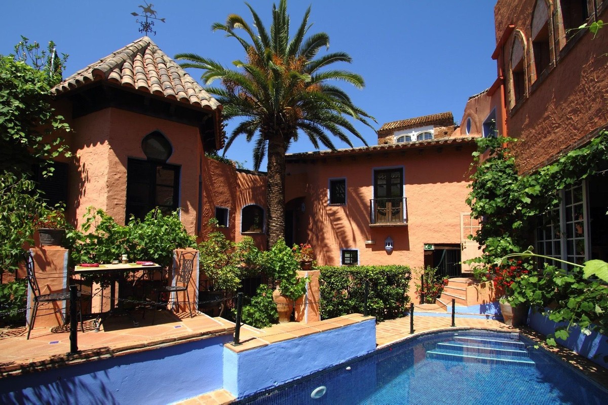 Casa de 9 Dormitorios y 11 Baños en venta en Benahavís Pueblo