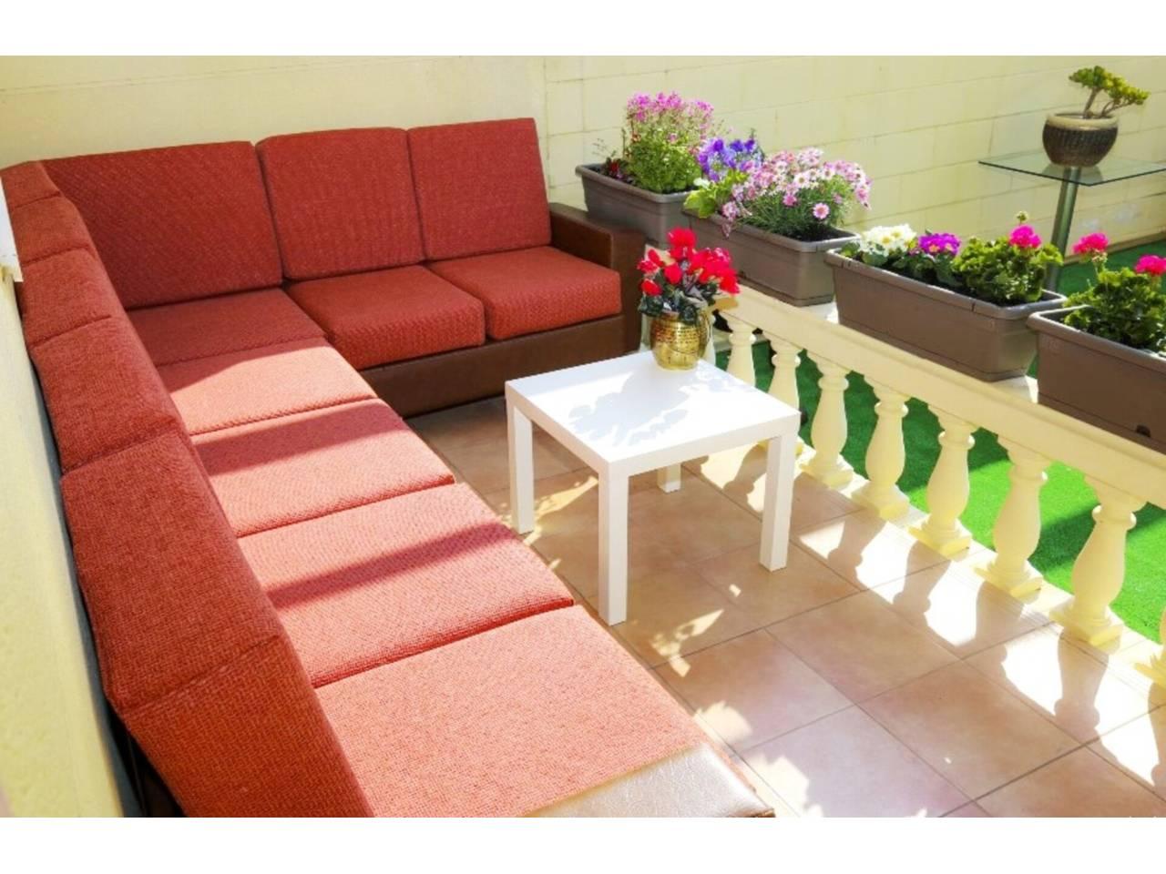 Casa Adosada de 4 Dormitorios y 3 Baños en alquiler vacacional en Salou