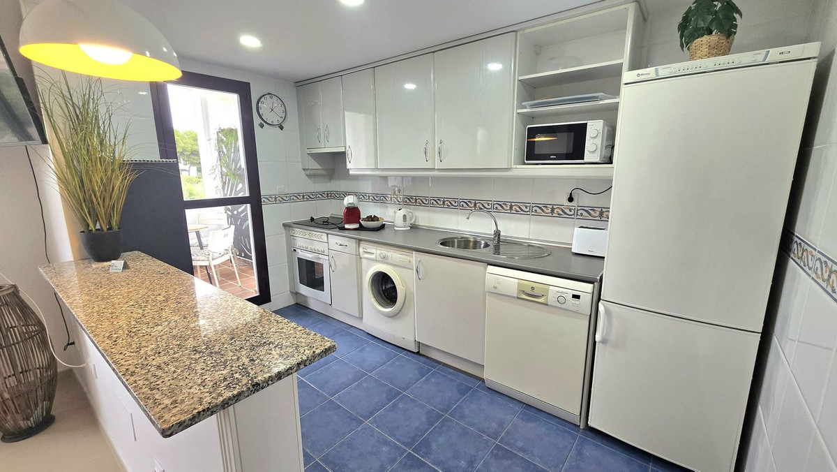 Piso de 1 Dormitorio y 1 Baño en alquiler en Nueva Andalucía, Marbella