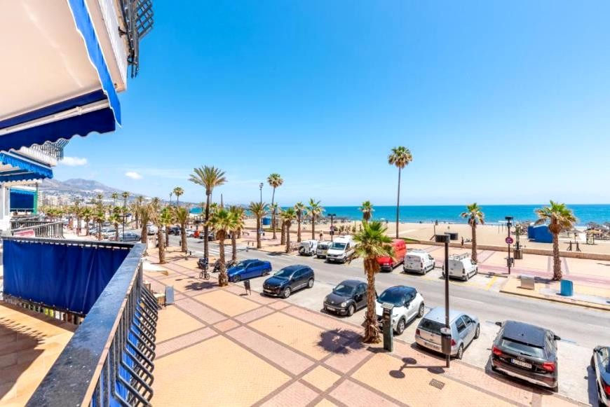 Piso de 2 Dormitorios y 2 Baños en alquiler vacacional en Fuengirola