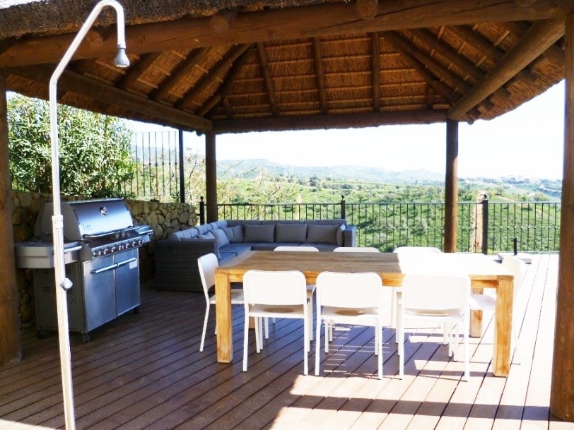 5 Bed, 5 Bath - Villa Holiday Rental in El Rosario, Marbella