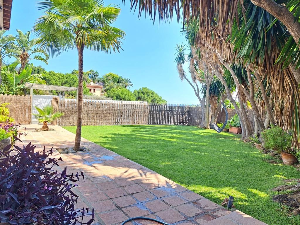 5 спални - Вила под наем в New Golden Mile, Estepona
