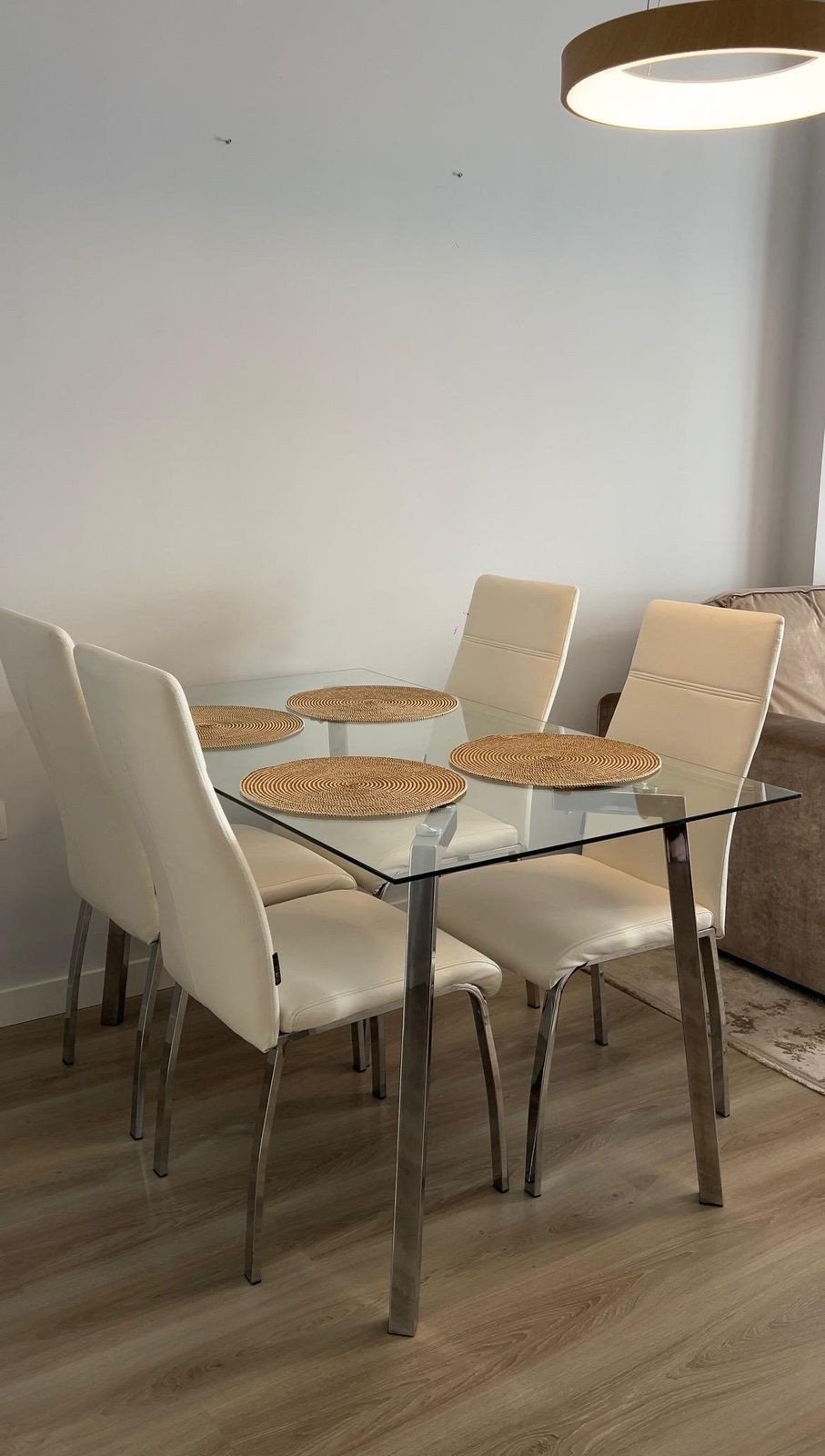 Piso de 3 Dormitorios y 2 Baños en venta en Nueva Andalucía, Marbella