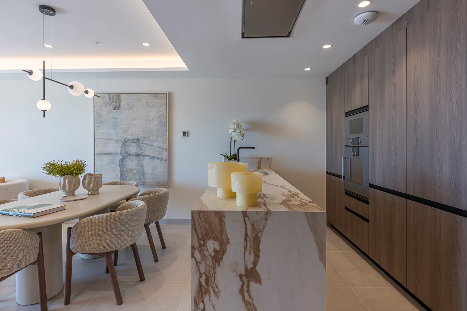 Piso de 2 Dormitorios y 2 Baños en venta en Estepona