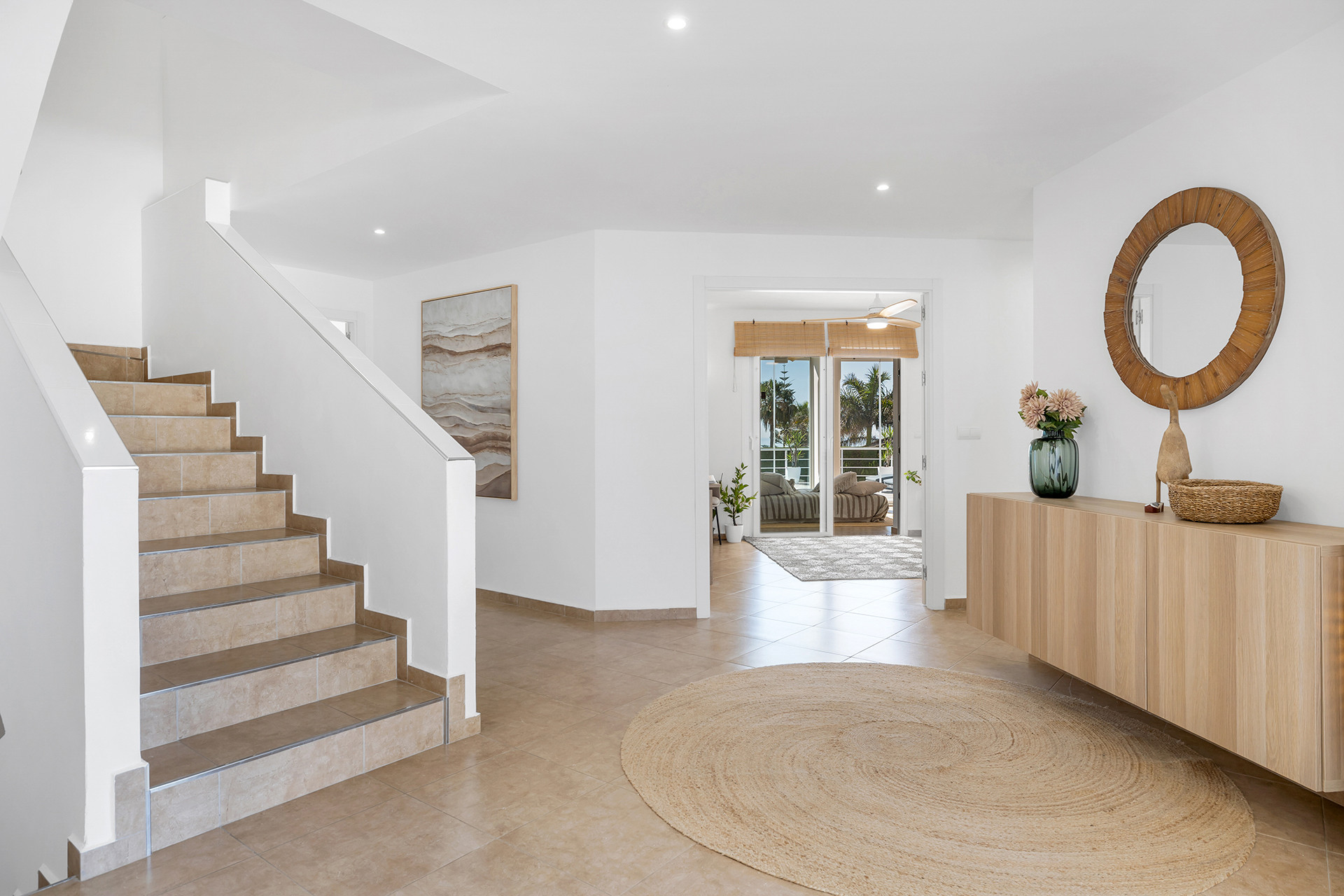 Casa de 6 Dormitorios y 4 Baños en venta en Estepona