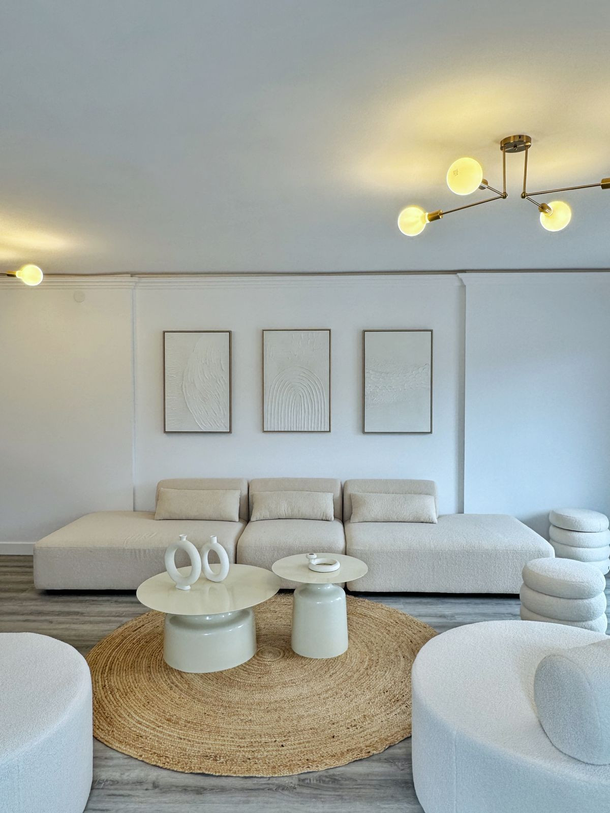 Piso de 5 Dormitorios y 3 Baños en venta en Benahavís