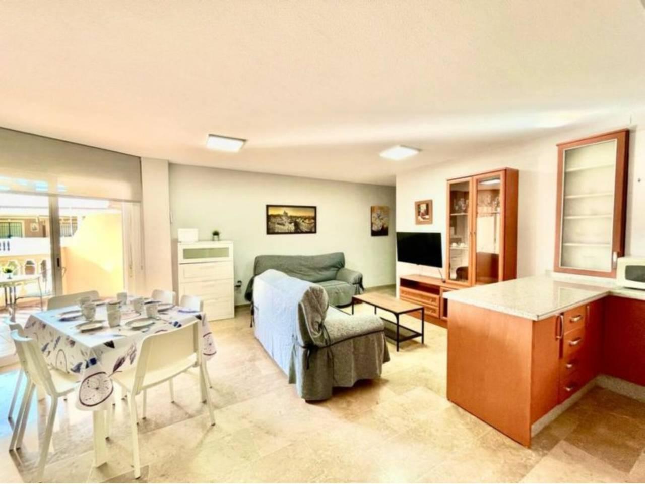 Piso de 3 Dormitorios y 2 Baños en alquiler vacacional en Rincón de la Victoria