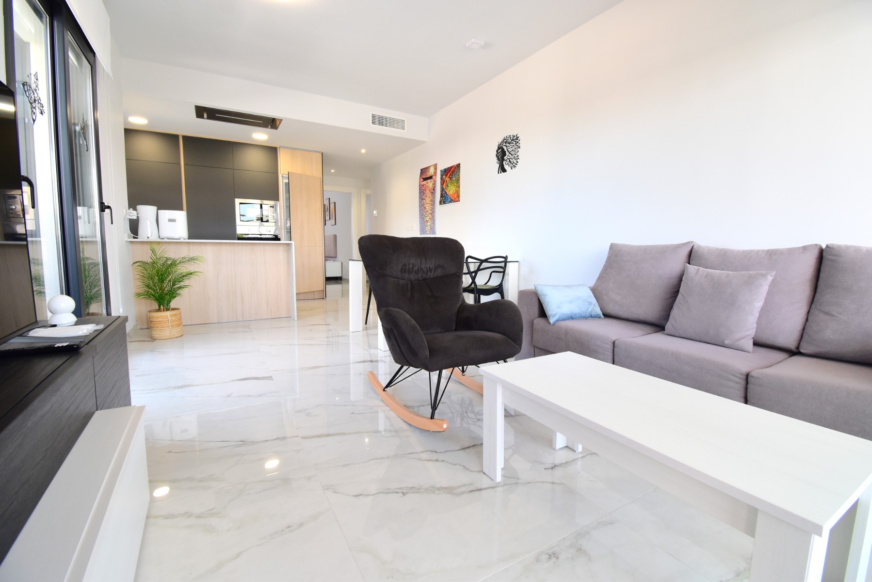 Piso de 2 Dormitorios y 2 Baños en venta en Orihuela Costa