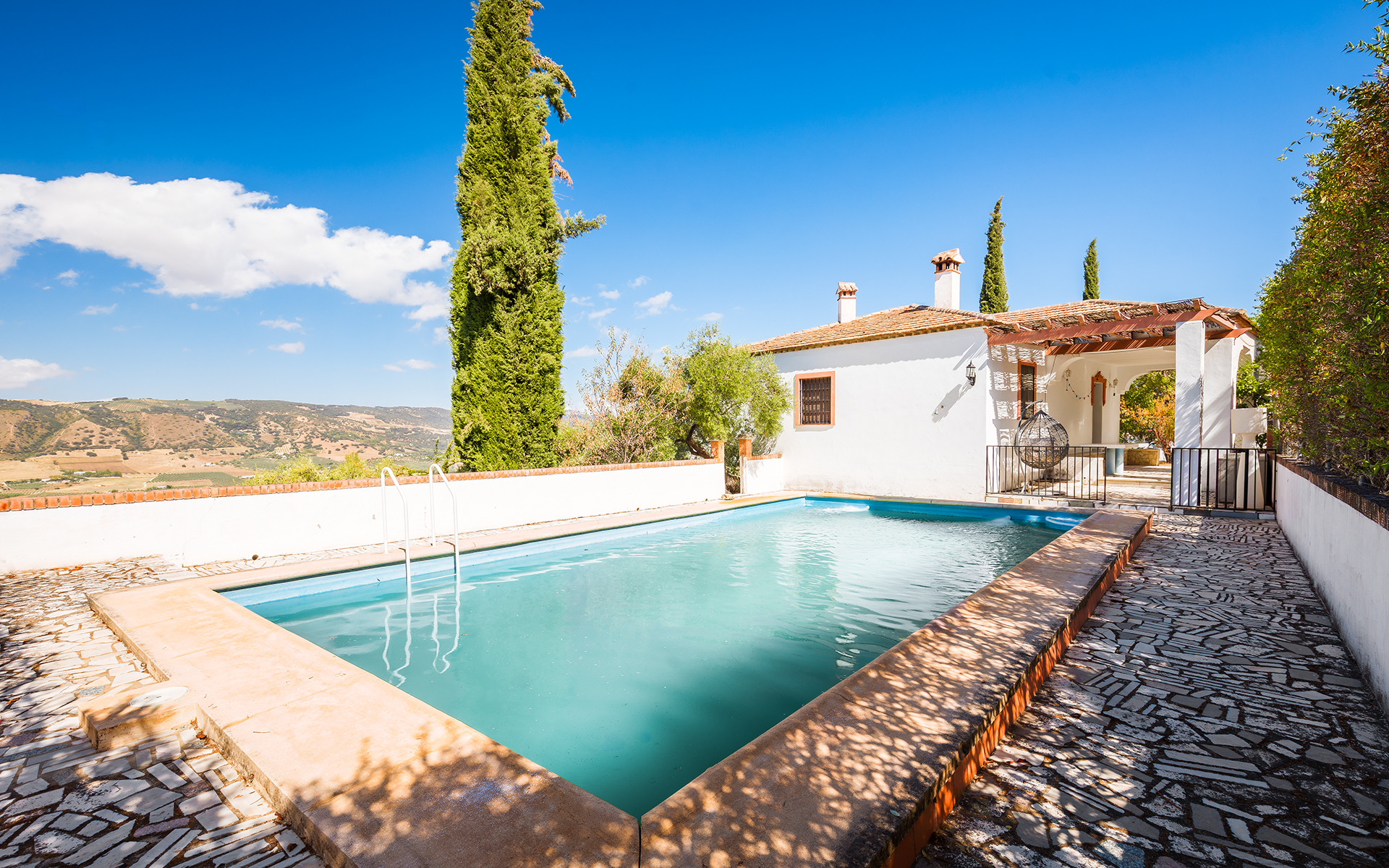 4 Bed, 2 Bath - Country House for Sale in Ronda