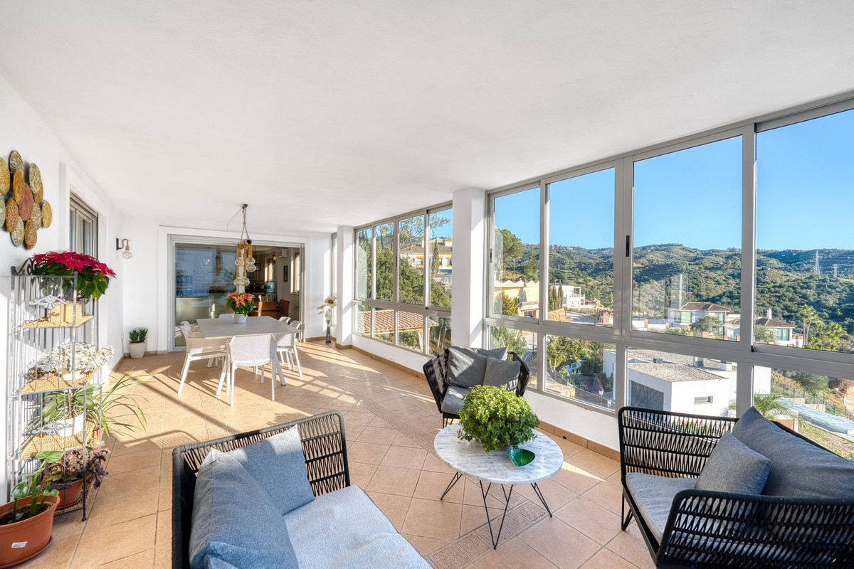 Casa de 8 Dormitorios en venta en Elviria, Marbella