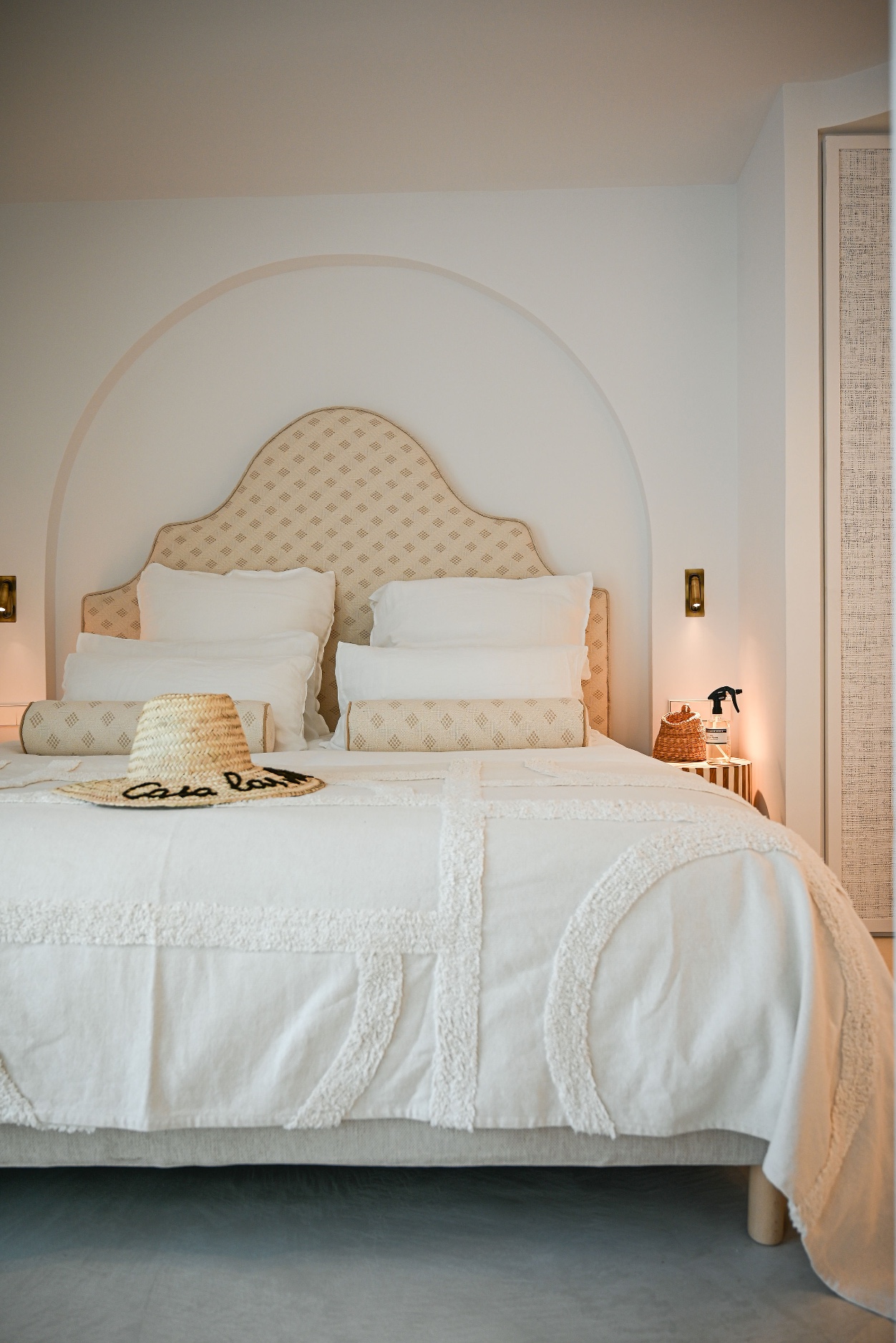 Piso de 3 Dormitorios y 3 Baños en alquiler vacacional en Milla de Oro, Marbella