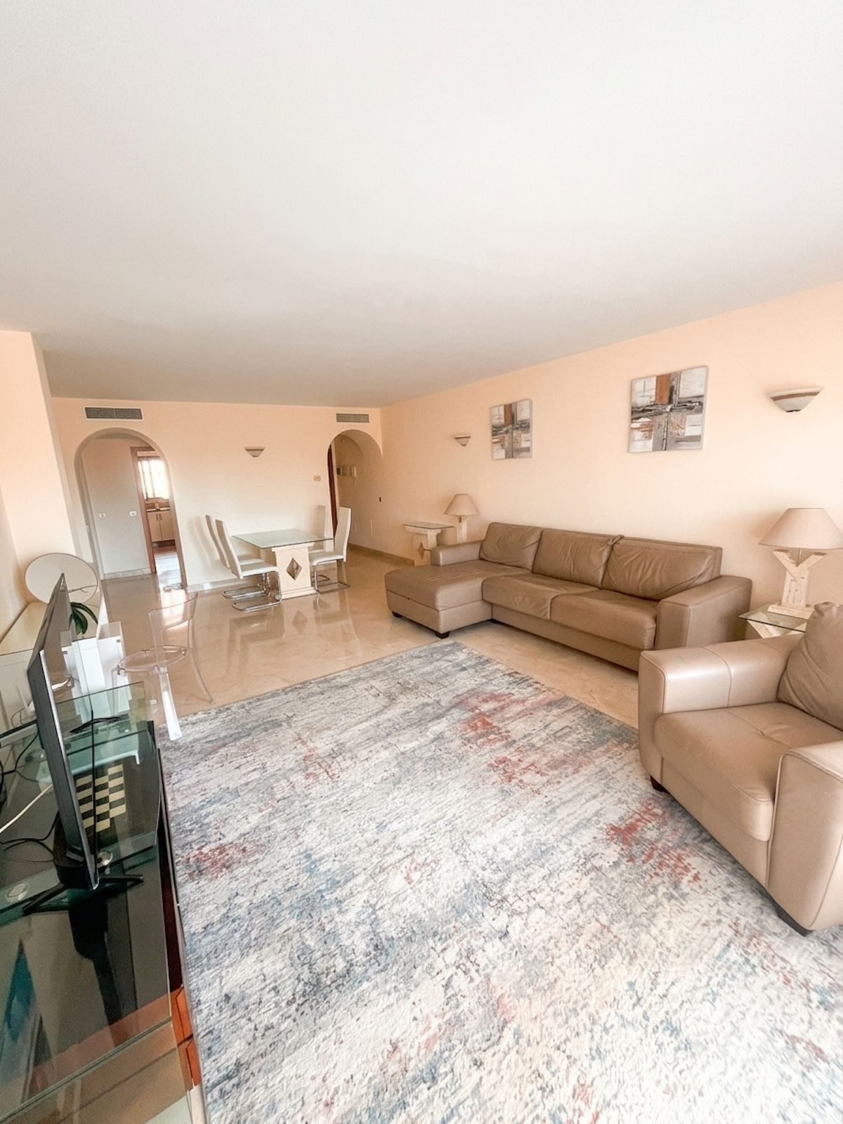 2 Bed, 2 Bath - Apartment for Sale in Benahavis