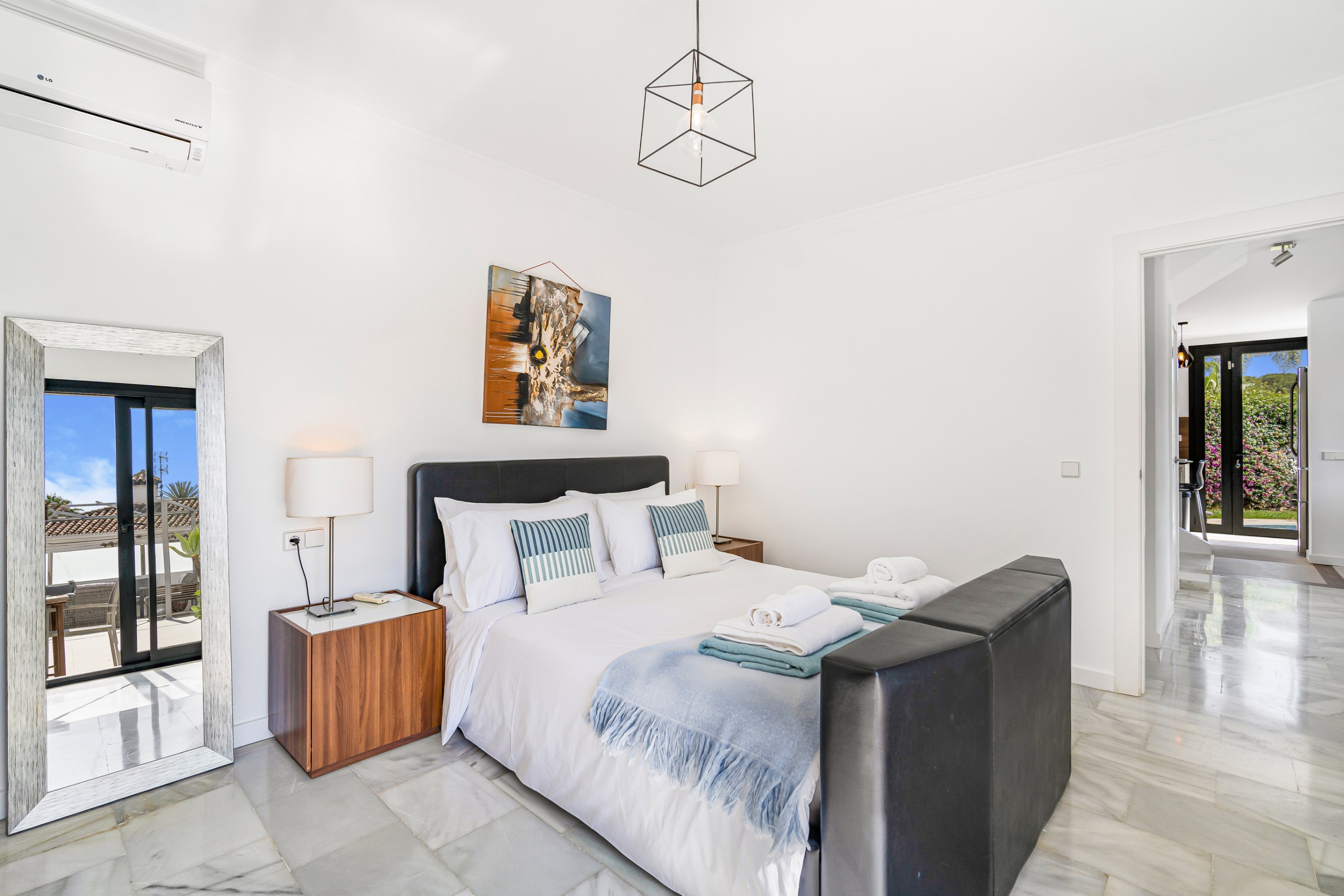 4 спални, 5 бани - Вила Ваканционен наем в Nueva Andalucia, Marbella