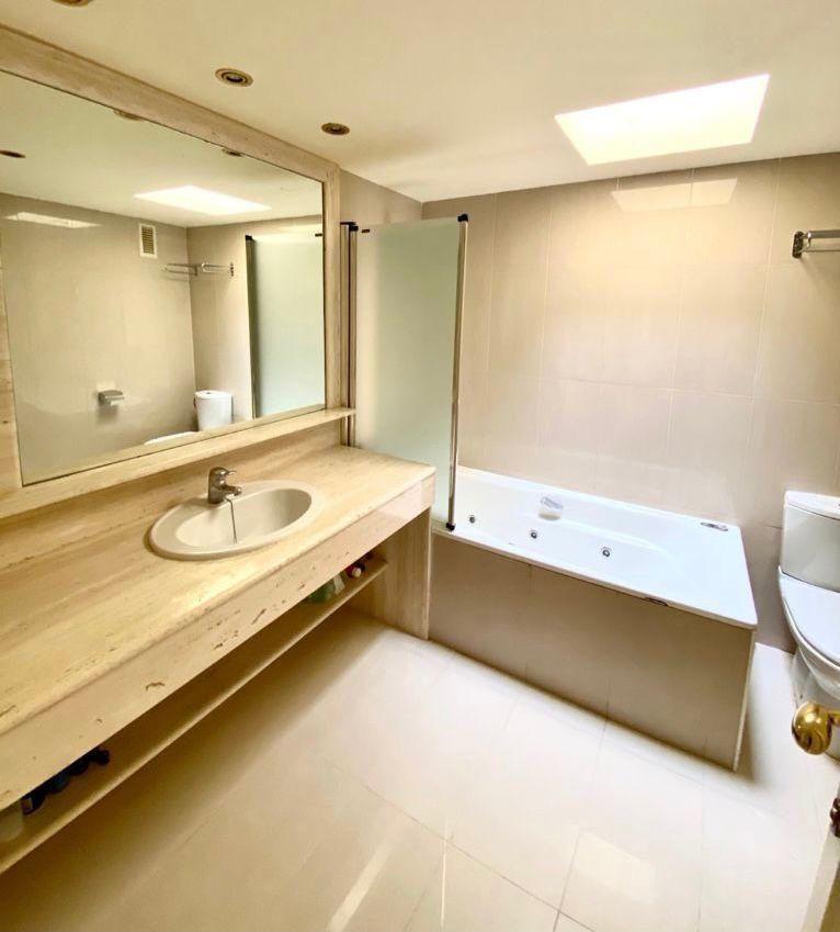 Ático de 3 Dormitorios en venta en Talamanca, Eivissa