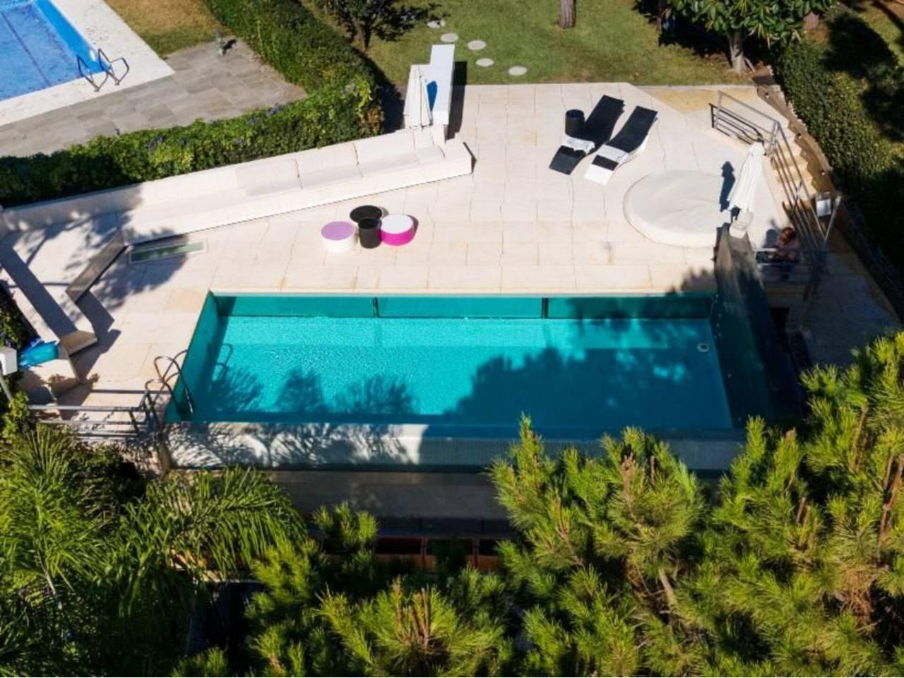 Casa Adosada de 4 Dormitorios y 4 Baños en alquiler vacacional en Marbella Centro