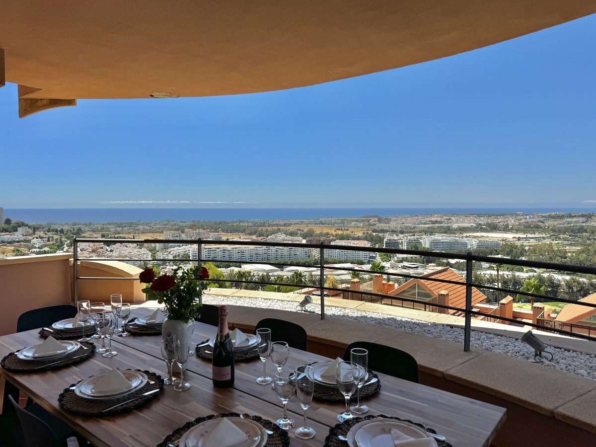Piso de 4 Dormitorios en alquiler vacacional en Nueva Andalucía, Marbella