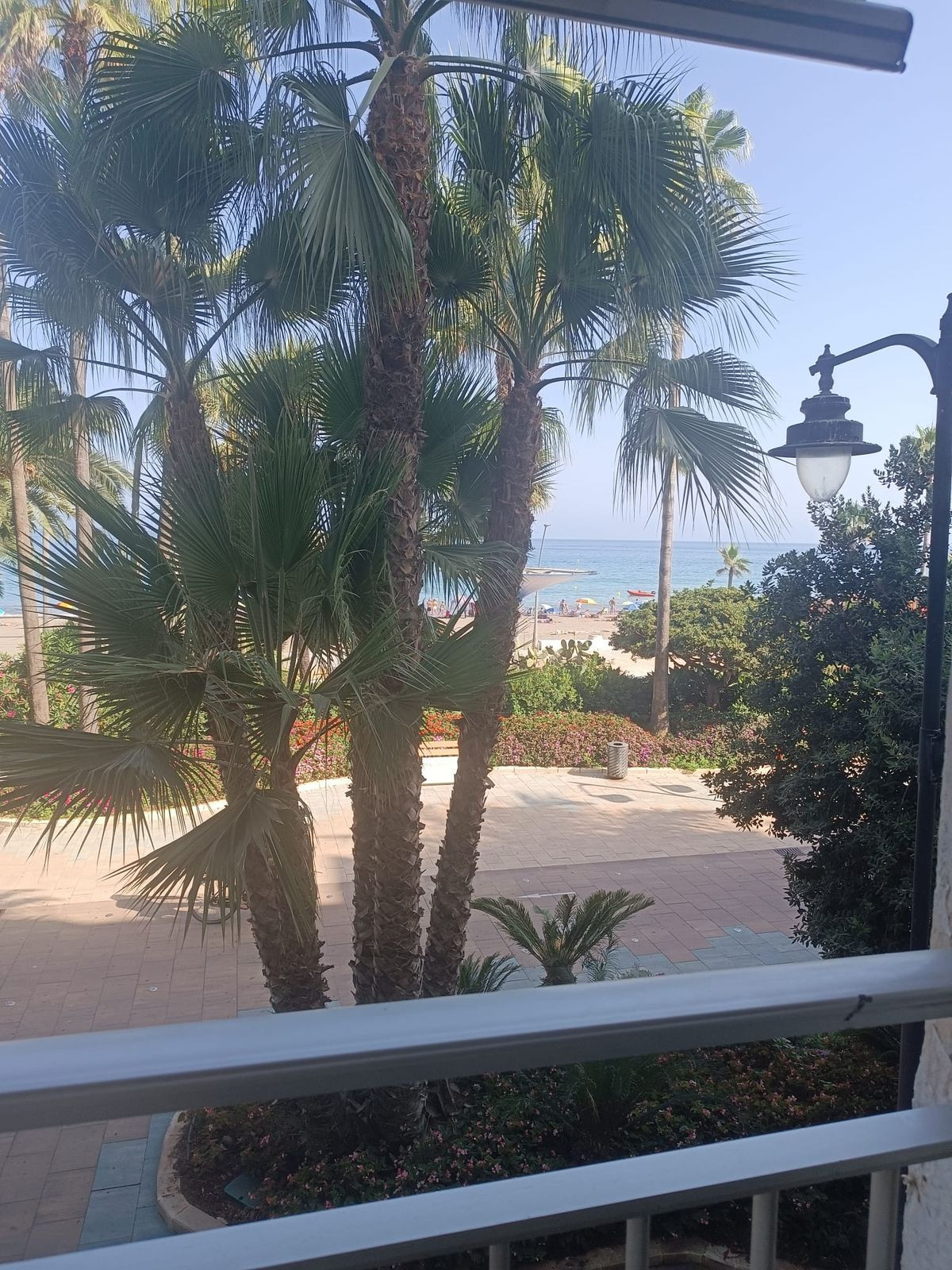 Piso de 3 Dormitorios y 1 Baño en venta en Estepona