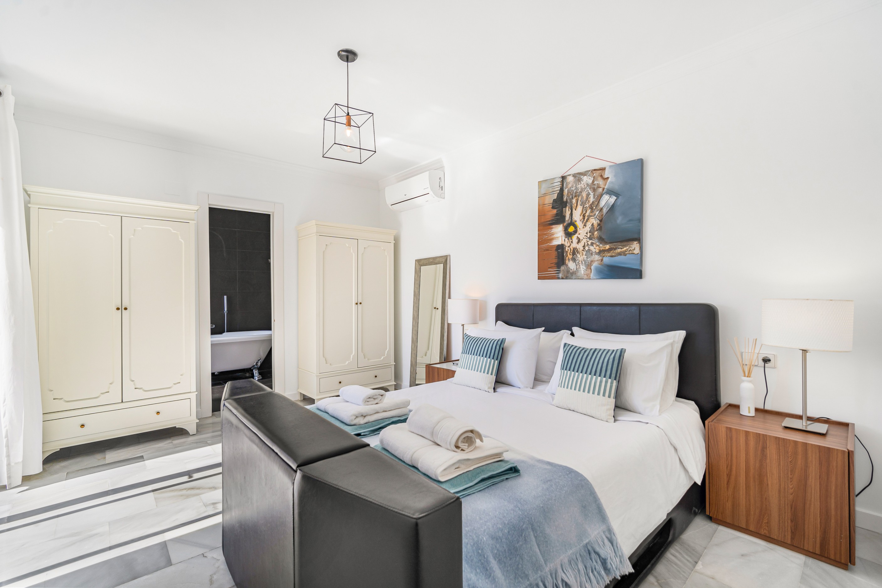 4 спални, 5 бани - Вила Ваканционен наем в Nueva Andalucia, Marbella